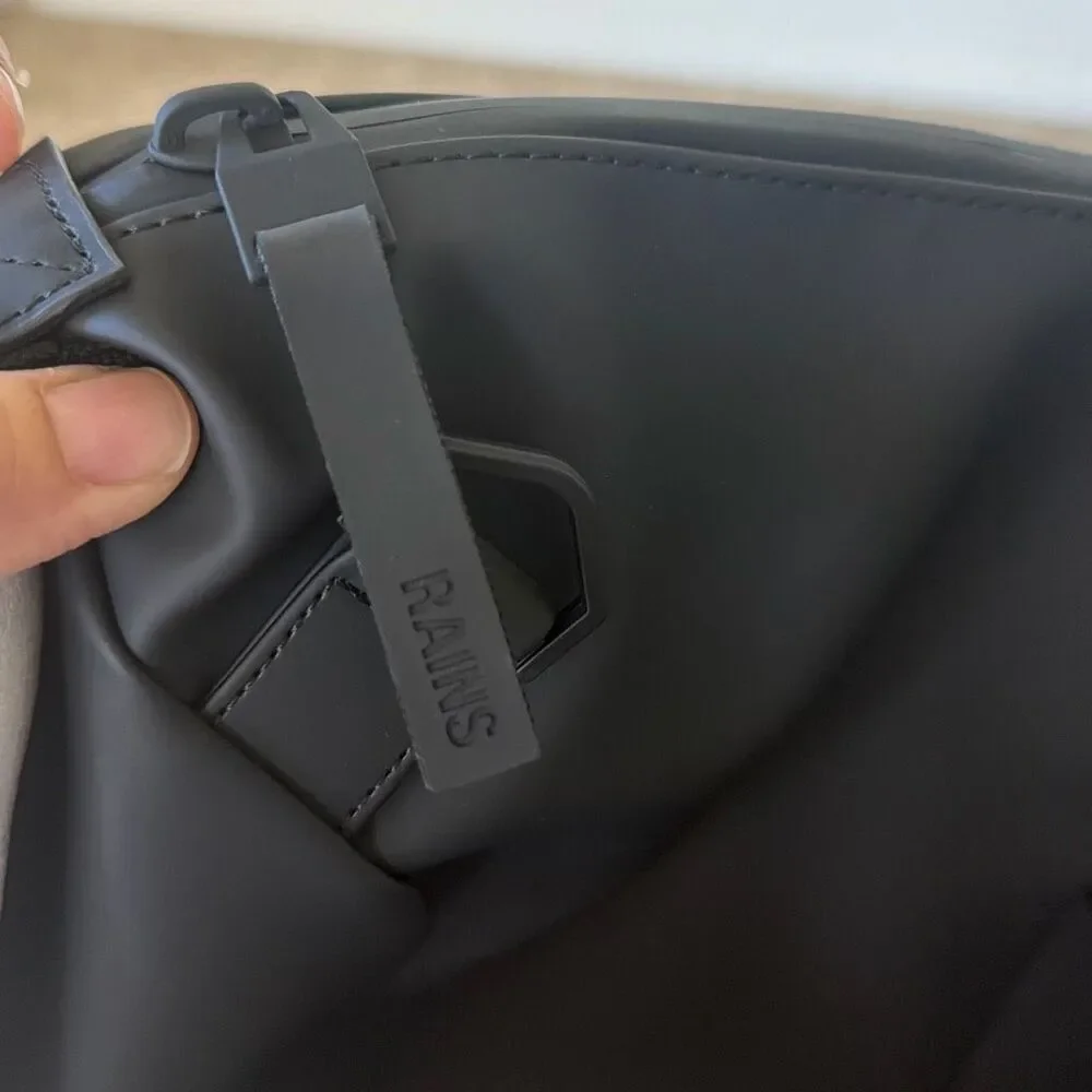 RAINS Weekend Bag Black